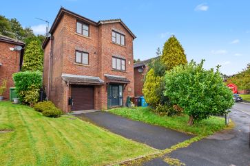 Street View of 2A Elderberry Close, Diggle, Saddleworth, OL3 5NQ