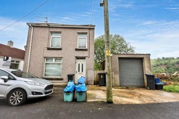 17 Edwards Terrace, Bedlinog, Treharris CF46 6RN